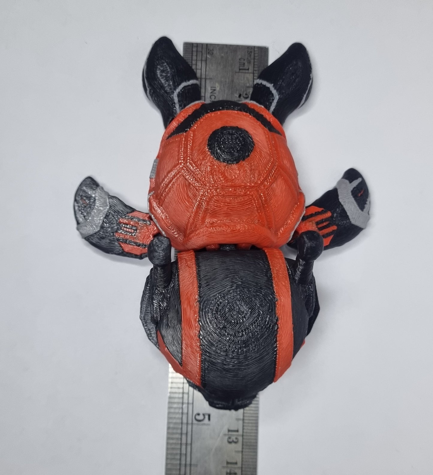 Figura Articulada (Tortuga Vr. Ant-Man)